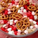 Delicious Valentine Snack Mix