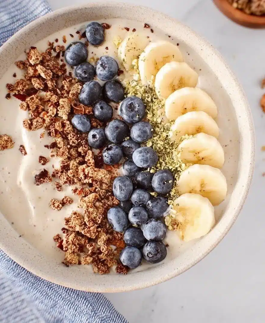 Vanilla Banana Smoothie Bowl